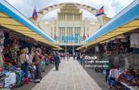 ກຳປູເຈຍ ສົ່ງອອກເຄື່ອງນຸ່ງຫົ່ມ ເກີບ ແລະ ສິນຄ່າເດີນທາງ ມູນຄ່າ 13.6 ຕື້ໂດລາ