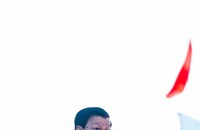 ສູນທອນພົດຂອງສະຫາຍທອງລຸນ ສີສຸລິດ  ເລຂາທິການໃຫຍ່ປະທານປະເທດແຫ່ງສປປລາວ  ກ່າວໃນພິທີສະເຫຼີມສະຫຼອງວັນສະຖາປະນາ ສປປ ລາວ ຄົບຮອບ 50ປີ  (ທີ່ສະໜາມຫຼວງ, ວັນທີ 2 ທັນວາ 2025)