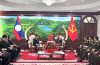 ທ່ານລັດຖະມົນຕີກະຊວງ ຍທຂ ອວຍພອນຄະນະນຳກະຊວງປ້ອງກັນປະເທດ