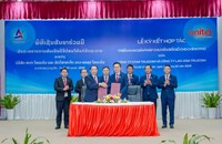 ລົງນາມ ຜັນຂະຫຍາຍການຫັນເປັນດີຈີຕອນ