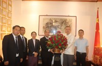 ການນໍາແຂວງຫຼວງພະບາງ ເຂົ້າອວຍພອນກົງສູນໃຫຍ່ ສປ ຈີນ ປະຈຳພາກເໜືອ