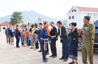 ຜູ້ສະໝັກຮັບເລືອກຕັ້ງ ສສຊ ຊຸດທີ X ປະຈໍາເຂດເລືອກຕັ້ງທີ 18 ແຂວງໄຊສົມບູນ ສືບຕໍ່ລົງຫາສຽງ ແລະ ສະເໜີໂຕ ຢູ່ເມືອງຮົ່ມ