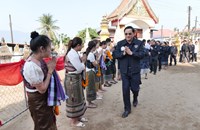 ຄະນະຜູ້ສະໝັກຮັບເລືອກຕັ້ງ ສສຊ ເຂດເລືອກຕັ້ງທີ 15 ພົບປະ ແລະ ສະເໜີຕົວ ຕໍ່ປະຊາຊົນ ເມືອງປະທຸມພອນ