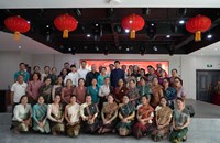 ກິດຈະກໍາພົບກັນຢູ່ຈ່ຽງໜານໃນລະດູໃບໄມ້ປົ່ງ-ເທສະການໂຄມໄຟສະເຫຼີມ  ສະຫຼອງບຸນກຸດຈີນ