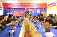 ຄະນະຕິດຕໍ່ປະສານງານທະຫານອາສາສະໝັກຫວຽດນາມ-ລາວ ນະຄອນຮ່າຍຟອງ ຢ້ຽມຢາມ ສະຫະພັນນັກຮົບເກົ່າແຂວງຄໍາມ່ວນ