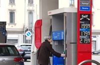 IEA ເລີ່ມປ່ອຍນ້ຳມັນສຳຮອງສຸກເສີນ