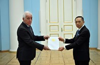 ທ່ານ ສີພັນດອນ ອ້ອຍບົວບຸດດີ ເຂົ້າຍື່ນສານຕາຕັ້ງຕໍ່ປະທານາທິບໍດີເເຫ່ງ ສ ອາກເມນີ