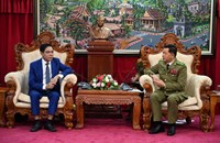 ຄະນະນຳແຂວງເຫງະອານ ພົບປະອວຍພອນຄະນະນຳກະຊວງ ປກສ ລາວ