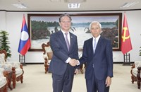 ທ່ານ ຄໍາພັນ ເຜີຍຍະວົງ ຕ້ອນຮັບ ທ່ານທູດ ສ ເກົາຫຼີ ເຂົ້າຢ້ຽມຂໍ່ານັບ