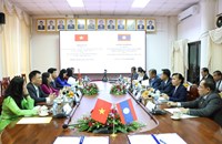 ຄຳ​ມ່ວນ-ກວາງ​ຈິ ເພີ່ມ​ທະ​ວີ​ການ​ຮ່ວມ​ມື ວຽກ​ງານ​ໂຄ​ສະ​ນາ​ອົບ​ຮົມ