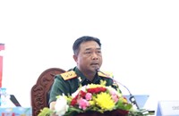 ຮອງລັດຖະມົນຕີກະຊວງປ້ອງກັນປະເທດ ພົບປະໂອ້ລົມພະນັກງານຫຼັກແຫຼ່ງ ຢູ່ກົມໃຫຍ່ເຕັກນິກກອງທັບ