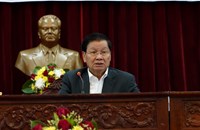 ເລຂາທິການໃຫຍ່ ພົບປະໂອ້ລົມ ຄະນະນໍາ ແລະ ພະນັກງານຫຼັກແຫຼ່ງ ແຂວງຫຼວງພະບາງ