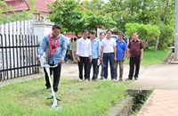 ນະຄອນ ຫຼວງພະບາງ ມອບ​ຈັກຕັດຫຍ້າໃຫ້ປະ​ຊາ​ຊົນ​ມີ​ສ່ວນ​ຮ່ວມອະ​ນາ​ໄມ​ແຄມ​ທາງ