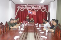 ບໍລິສັດ ກະສິກໍາ ຈໍາກັດຜູ້ດຽວ ມອບເຄື່ອງກິລາໃຫ້ກອງບັນຊາການທະຫານຜົ້ງສາລີ