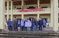 ບໍລິສັດ ພີພີເອັສທີ ກໍ່ສ້າງຂົວ-ທາງ ມອບເຄື່ອງຊ່ວຍເຫຼືອຜູ້ປະສົບໄພນ້ຳຖ້ວມ ເມືອງຍົມມະລາດ