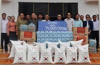 ລັດຖະມົນຕີ ກະຊວງ ຮສສ ຢ້ຽມຢາມຜູ້ປະສົບໄພນໍ້າຖ້ວມ ຢູ່ເມືອງເຊບັ້ງໄຟ