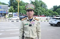 ຕໍາຫຼວດຈະລາຈອນ ນວ ວາງກໍາລັງ 127 ຈຸດ ອຳນວຍຄວາມສະດວກໄລຍະເປີດສົກຮຽນໃໝ່