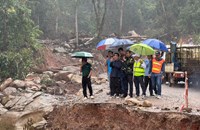 ຄະນະກໍາມະການຕ້ານ ແລະ ແກ້ໄຂໄພພິບັດຂັ້ນສູນກາງ ຊຸກຍູ້ວຽກງານແກ້ໄຂໄພພິບັດ ຢູ່ແຂວງບໍລິຄໍາໄຊ