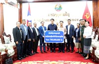 ທ່ານ ເພັດ ພົມພິພັກ ເຄື່ອນໄຫວຕິດຕາມ ເບິ່ງຜົນກະທົບຈາກໄພພິບັດນໍ້າຖ້ວມ ຢູ່ ແຂວງອຸດົມໄຊ