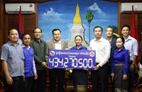 ສະມາຄົມນັກທຸລະກິດໜຸ່ມແຂວງຄຳມ່ວນ ມອບເງິນ-ວັດຖຸກວ່າ 400 ລ້ານກີບຊ່ວຍຜູ້ປະສົບໄພນໍ້າຖ້ວມ