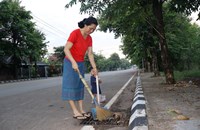 ໄມ້ກ້ານຟອຍແບບຢ່າງ ສູ່ການປ່ຽນແປງຂອງຊຸມຊົນ ທີ່ສະອາດ ແລະ ສວຍງາມ