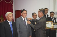 ຄະນະໂຄສະນາອົບຮົມ ແຂວງສາລະວັນ ປະດັບຫຼຽນກາລະນຶກ 50 ປີ ສປປ ລາວ