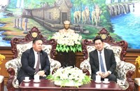 ເລຂາພັກແຂວງຈຳປາສັກ ຕ້ອນຮັບເອກອັກຄະລັດຖະທູດ ລາວ ປະຈຳ ກຳປູເຈຍ