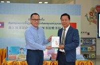 ຫໍສະມຸດເຈີ້ຈ່ຽງ ມອບປຶ້ມໃຫ້ຫໍສະມຸດແຫ່ງຊາດລາວ
