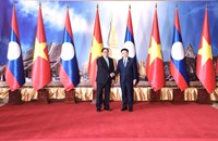 ປະທານສະພາແຫ່ງຊາດ ພົບປະກັບ ນາຍົກລັດຖະມົນຕີ ຫວຽດນາມ