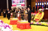 ກອງປະຊຸມໃຫຍ່ ຜູ້ແທນທົ່ວປະເທດ ຄັ້ງທີ XII ຂອງພັກ  ປ່ອນບັດເລືອກຕັ້ງເອົາ ຄະນະບໍລິຫານງານສູນກາງພັກ ຊຸດໃໝ່