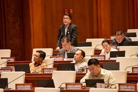 ສສຊສຸມໃສ່ປະກອບຄຳເຫັນຕໍ່ຮ່າງກົດໝາຍວ່າດ້ວຍກຳລັງປ້ອງກັນຄວາມສະຫງົບປະຊາຊົນ
