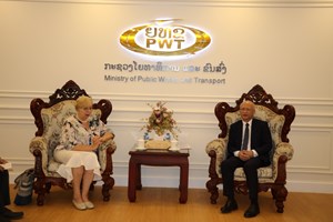 ລມຕ ກະຊວງ ຍທຂ ຕ້ອນຮັບການເຂົ້າຢ້ຽມອໍາລາຂອງທ່ານທູດເອີຣົບປະຈຳລາວ