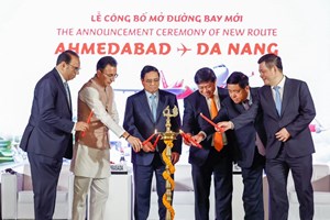 ຫວຽດເຈັດ ​ສະຫຼອງທີ່​ມີ​ຜູ້​ໂດຍສານຄົບ 200 ລ້ານ​ຄົນ