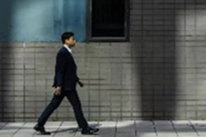 ຜູ້ຊາຍ ສ ເກົາຫຼີ ລາພັກລ້ຽງລູກສູງເປັນສະຖິຕິ