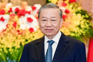 ການ​ຫັນ​ເປັນ​ດີ​ຈີ​ຕອນ - ກຳ​ລັງ​ໜູນ​ນຳ​ປະ​ເທດຫວຽດນາມ ​ກ້າວ​ເຂົ້າ​ສູ່​ສັງ​ກາດ​ໃໝ່