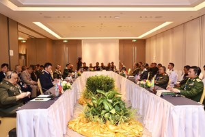 ກອງ​ປະ​ຊຸມ​ຫົວໜ້າສູ້ຮົບອາຊຽນຄັ້ງທີ 14