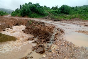 ເມືອງຜາອຸດົມ ໄດ້ຮັບຜົນກະທົບຈາກນໍ້າປ່າໄຫຼຊຸ