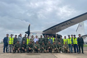 ເຫຼົ່າຮົບຊ່າງແສງ ນຳກຳລັງໄປຊ່ວຍເຫຼືອຜູ້ປະສົບໄພນໍ້າຖ້ວມແຂວງຫຼວງນ້ຳທາ