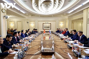 ປະທານສະພາ ຫວຽດນາມ ພົບປະເຈລະຈາກັບ ປະທານສະພາ ຣັດເຊຍ