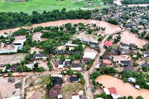 ນ້ຳຖ້ວມຫຼວງນໍ້າທາເສຍຫາຍໜັກໜ່ວງປະຊາຊົນຫຼາຍຄົນຂາດທີ່ຢູ່ອາໄສ