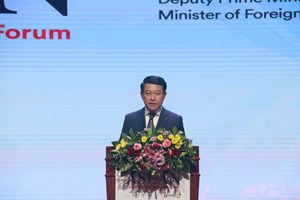 ທ່ານ ສະເຫຼີມໄຊ ກົມມະສິດກ່າວເປີດກອງປະຊຸມເວທີປຶກສາຫາລືການເປັນຜູ້ນໍາ ແລະ ຄູ່ຮ່ວມມືອາຊຽນ ປະຈໍາປີ 2024