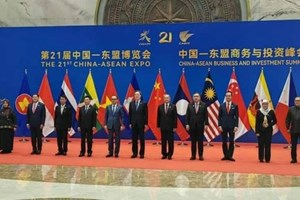 ຮອງນາຍົກລັດຖະມົນຕີ ເຂົ້າຮ່ວມງານວາງສະແດງສິນຄ້າ ຈີນ-ອາຊຽນ ຄັ້ງທີ 21