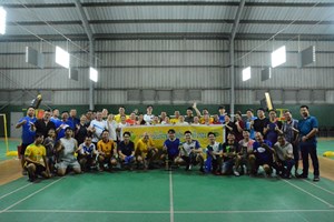 ແຂ່ງຂັນກິລາປີກໄກ່ ເພື່ຶອຮັດແໜ້ນຄວາມສາມັກຄີ