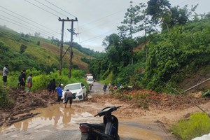 ຢາກິ ສ້າງຜົນກະທົບ ແລະ ຜົນເສຍຫາຍຕໍ່ເສັ້ນທາງຫຼວງແຫ່ງຊາດ ແລະ ທາງຫຼວງທ້ອງຖິ່ນທົ່ວແຂວງອຸດົມໄຊ