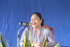 ຮອງປະທານກໍາມະທິການບັນດາເຜົ່າສະພາແຫ່ງຊາດ ຕິດຕາມວຽກງານ 3 ສ້າງ ເມືອງອຸທຸມພອນ