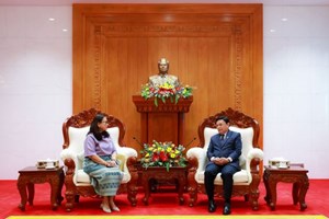 ປະທານສະພາແຫ່ງຊາດ ຮັບການເຂົ້າຢ້ຽມຂໍ່ານັບຂອງທູດໄທ