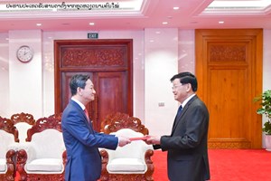 ປະທານປະເທດ ຕ້ອນຮັບບັນດາທູດຕ່າງປະເທດ ຍື່ນສານຕາຕັ້ງ ແລະ ມອບສານຕາຕັ້ງໃຫ້ບັນດາທູດລາວ ໄປປະຈຳຢູ່ຕ່າງປະເທດ