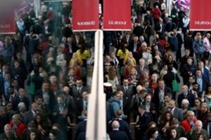 ສະຫາລາຊະອານາຈັກ ມີຈຳນວນປະຊາກອນເພີ່ມຂຶ້ນ 1%