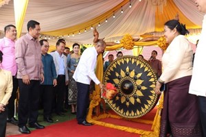 ຊ່ວງເຮືອ ປະເພນີ ປະຈໍາປີ 2024 ທີ່ນະຄອນປາກເຊ ເປີດຂຶ້ນຢ່າງຍິ່ງໃຫຍ່, ຮອງນາຍົກລັດຖະມົນ ເຂົ້າຮ່ວມ