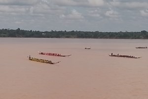 ຊ່ວງເຮືອປະເພນີ ມິດຕະພາບ ເມືອງໄຊພູທອງ, ເມືອງສອງຄອນ ແລະ ອໍາເພີຊານຸມານ